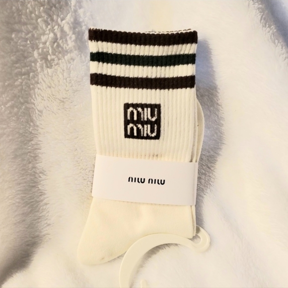 Miu Miu Crew Brown And Green Strip White Socks - Picture 3 of 4
